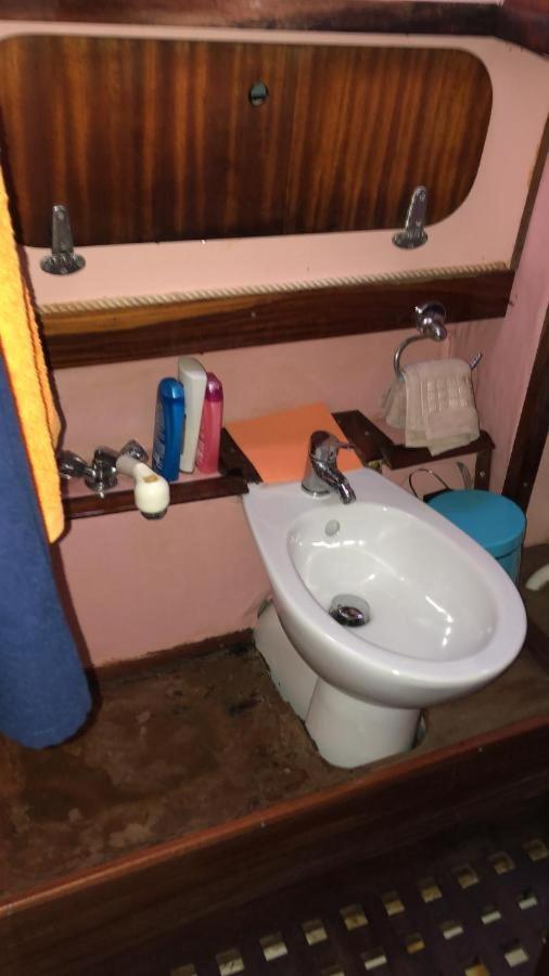 Pm Molo Trapezoidale Palermo Hotel Luaran gambar